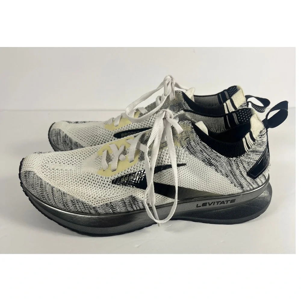 Brooks levitate running